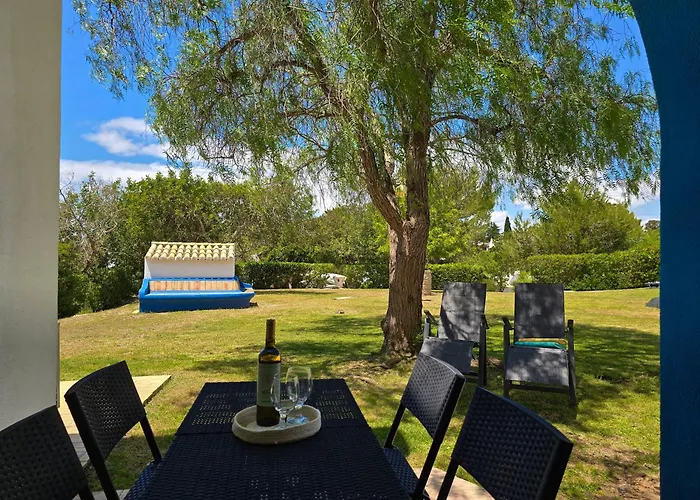 Quinta Paraiso - Swimming Pool & Garden Apartment
